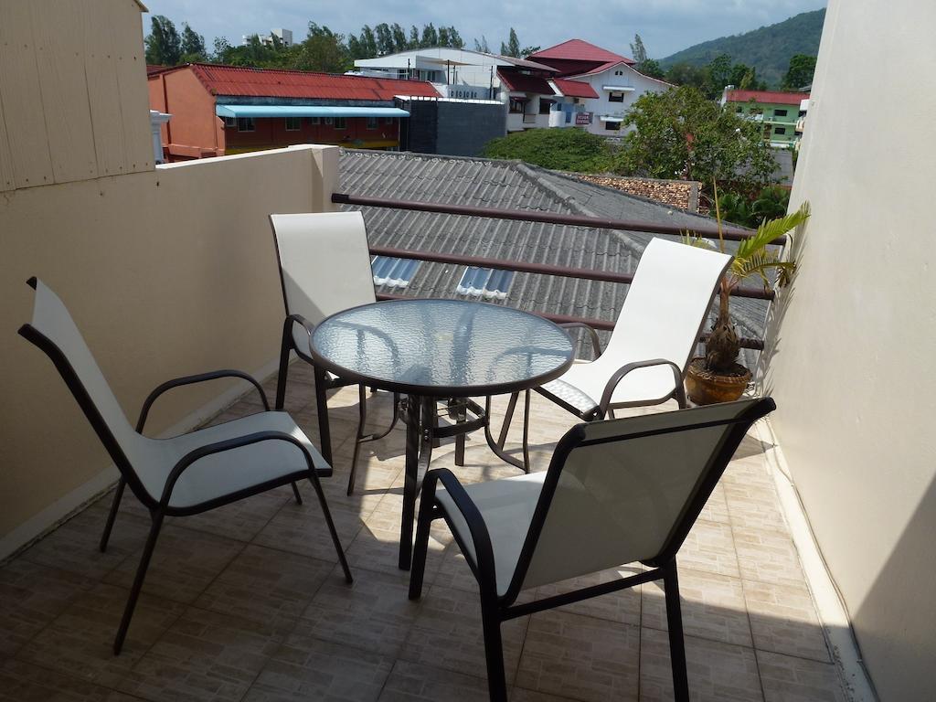 Bellmans Restaurant & Guesthouse Karon Oda fotoğraf