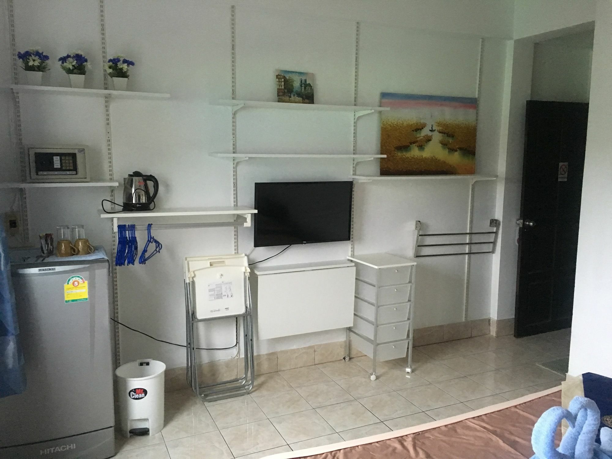 Bellmans Restaurant & Guesthouse Karon Dış mekan fotoğraf