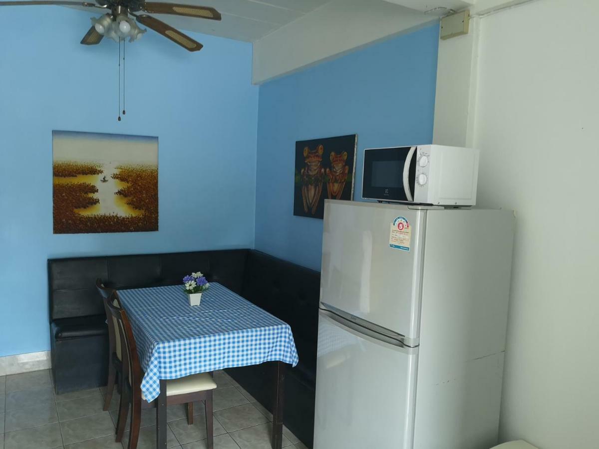 Bellmans Restaurant & Guesthouse Karon Dış mekan fotoğraf