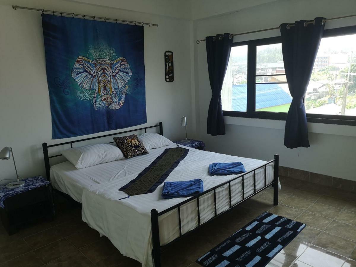 Bellmans Restaurant & Guesthouse Karon Dış mekan fotoğraf